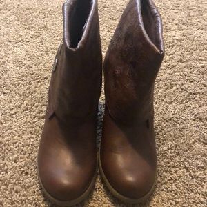 Muk Luks Heeled boots